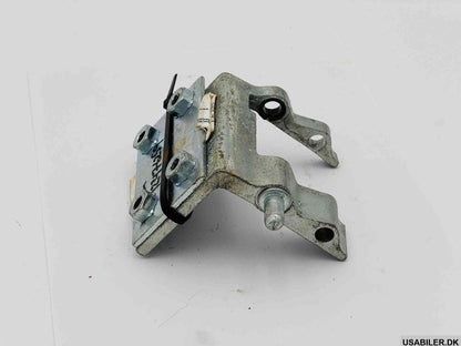 GM 12476259 Hinge Kit,Rear Side Door (Dr Side)