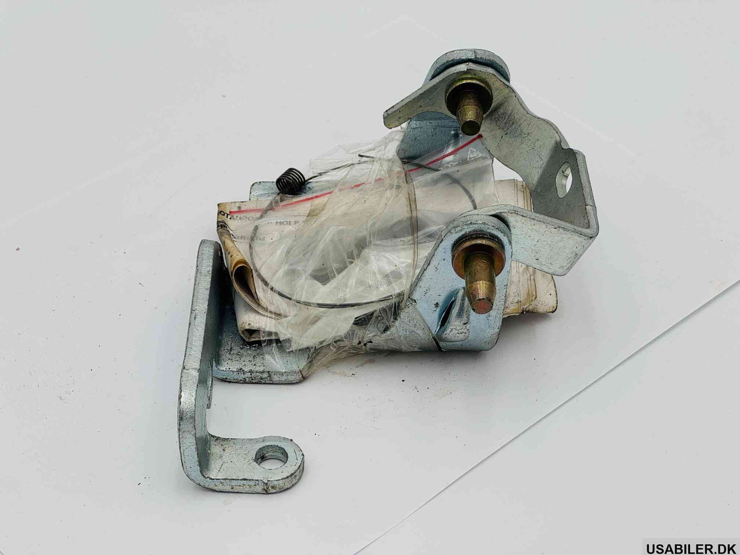 GM 12477887 Hinge Kit,Front Side Door(Body Side)
