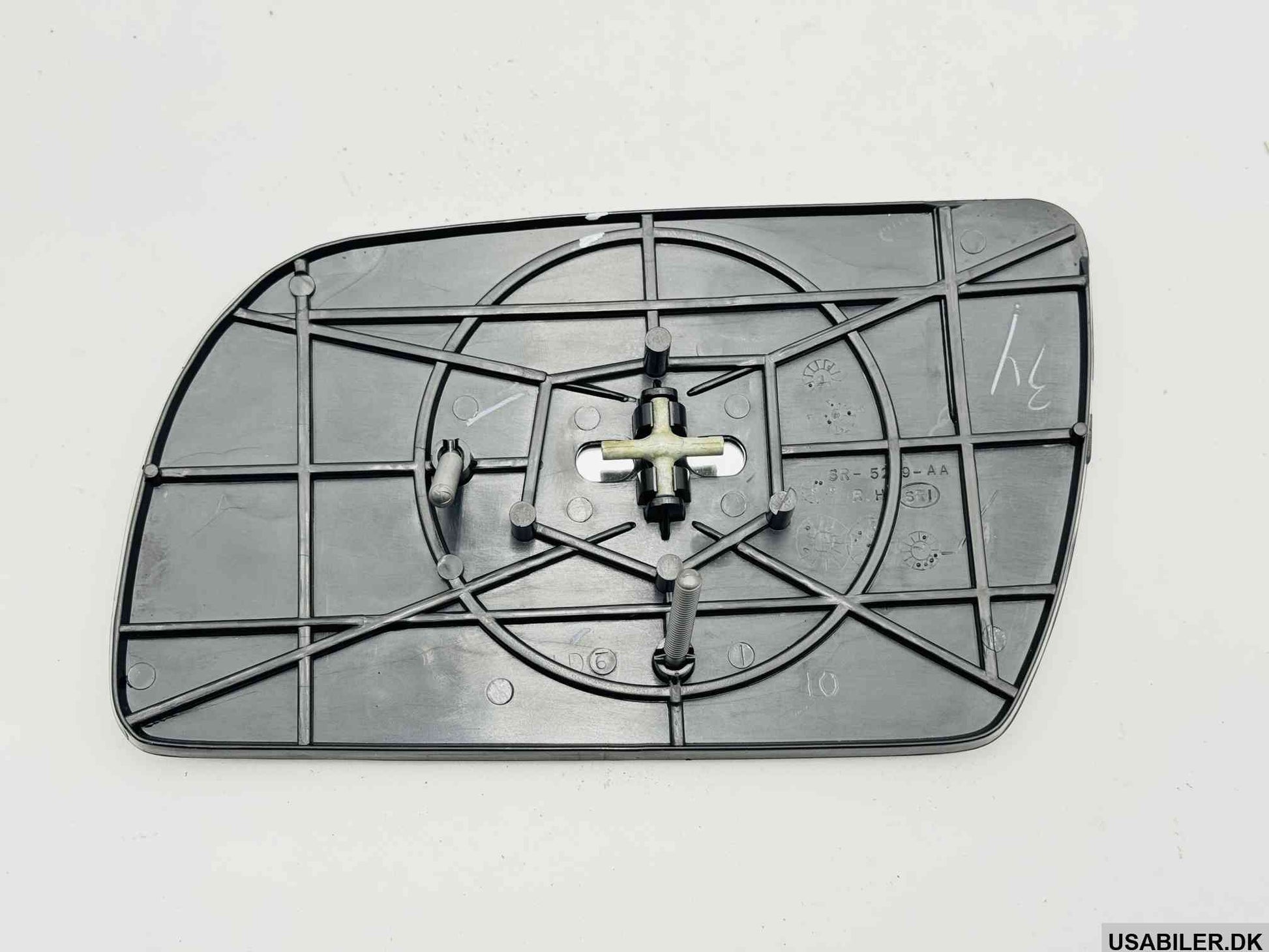 GM 12546226 Mirror, Outside, Passenger Side