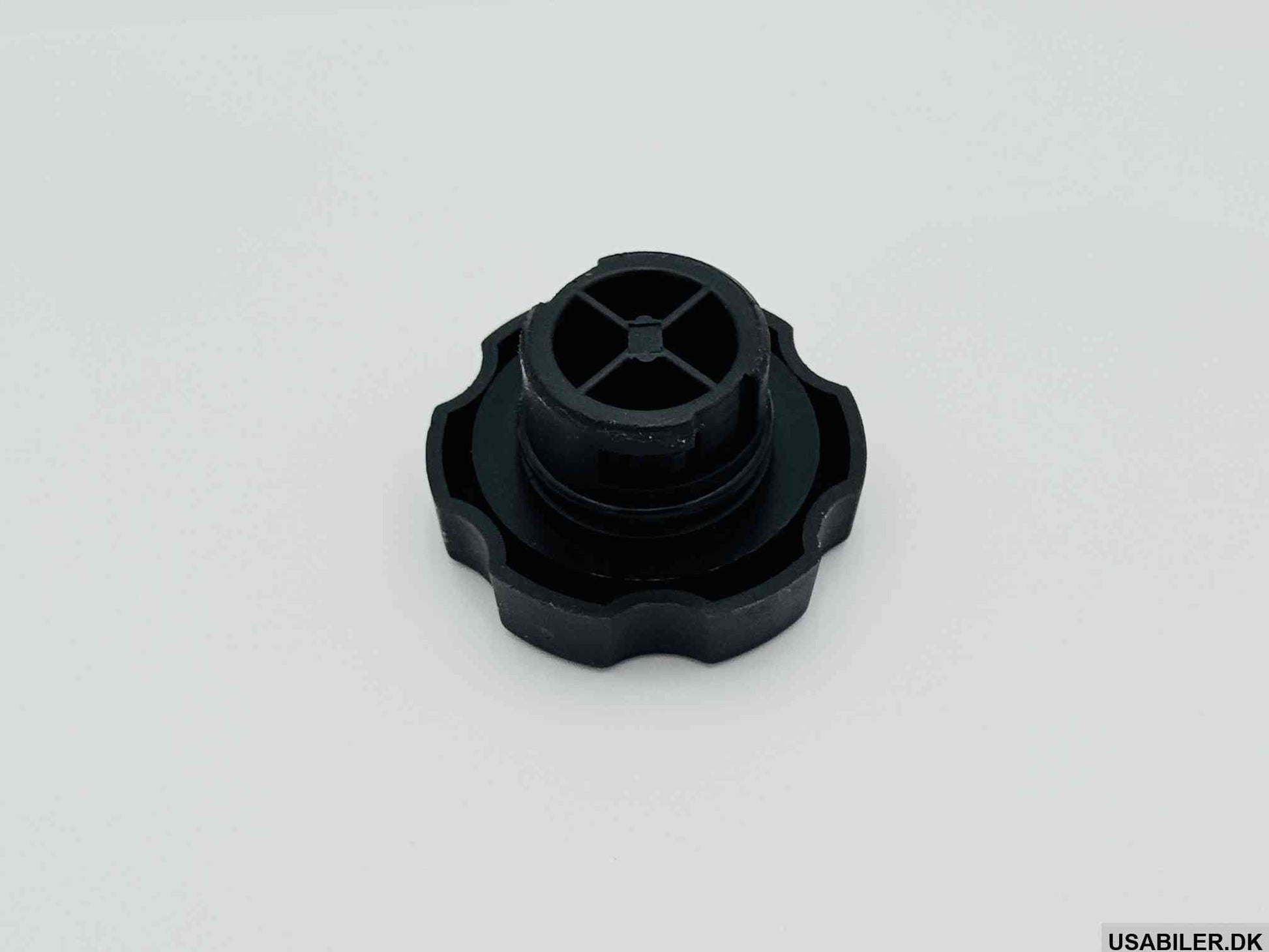 GM 12574265 Cap, Oil Filler