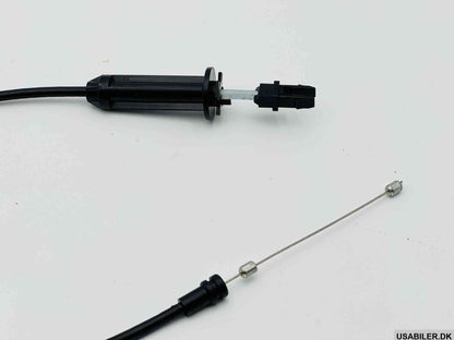 GM 15027138 Cable, Parking Brake