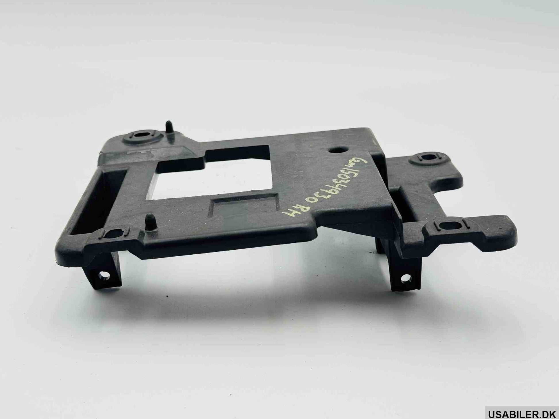 GM 15034930 Capsule / Headlamp / Fog Lamp Headlamp