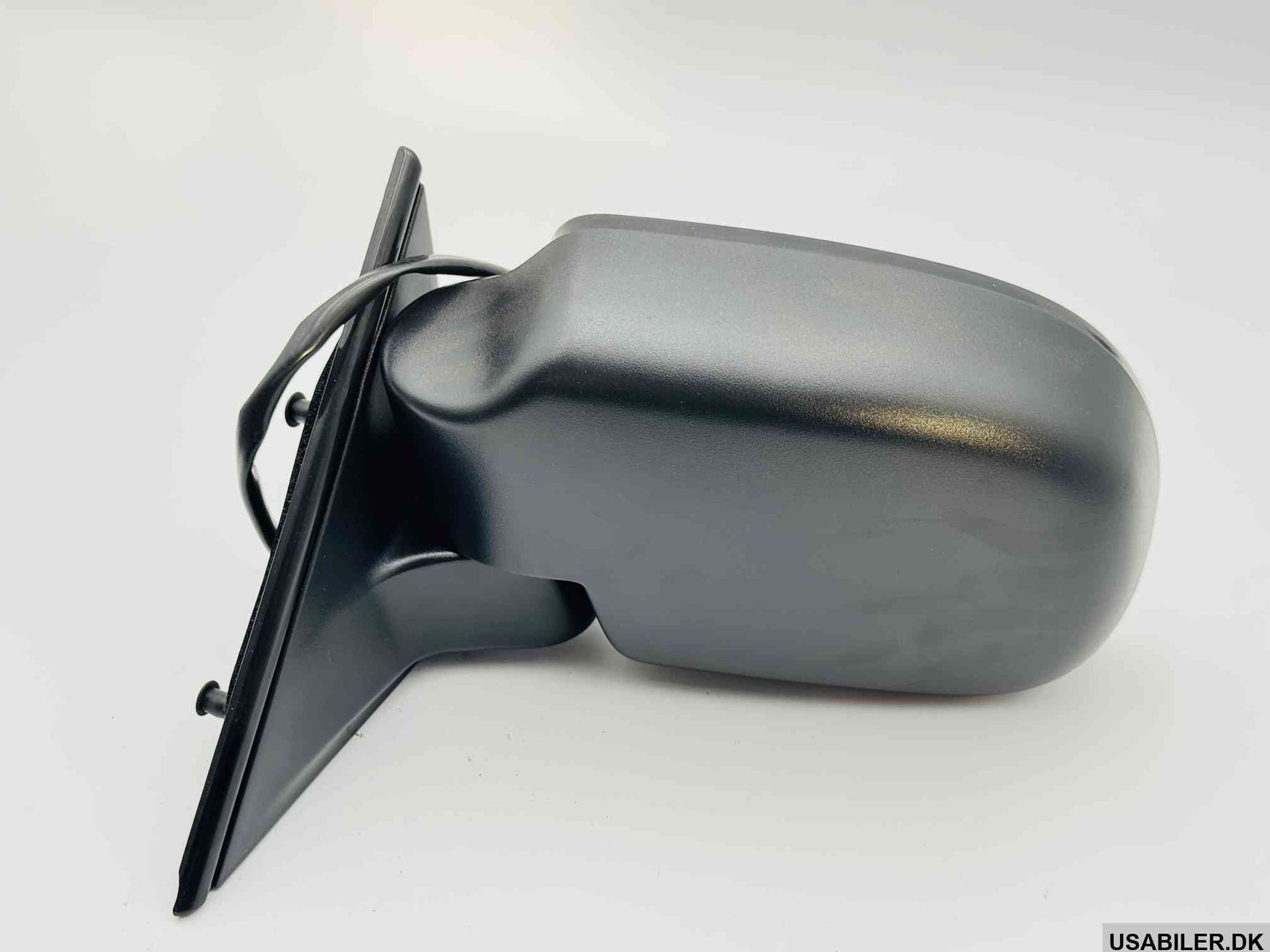 GM 15105941 Mirror, Outside Driver Side