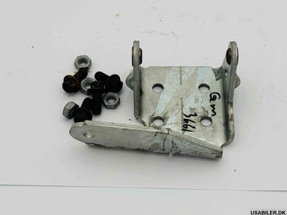 GM 15536613 Hinge Unit, Side Front Door Upper (Lh) (Body Half)