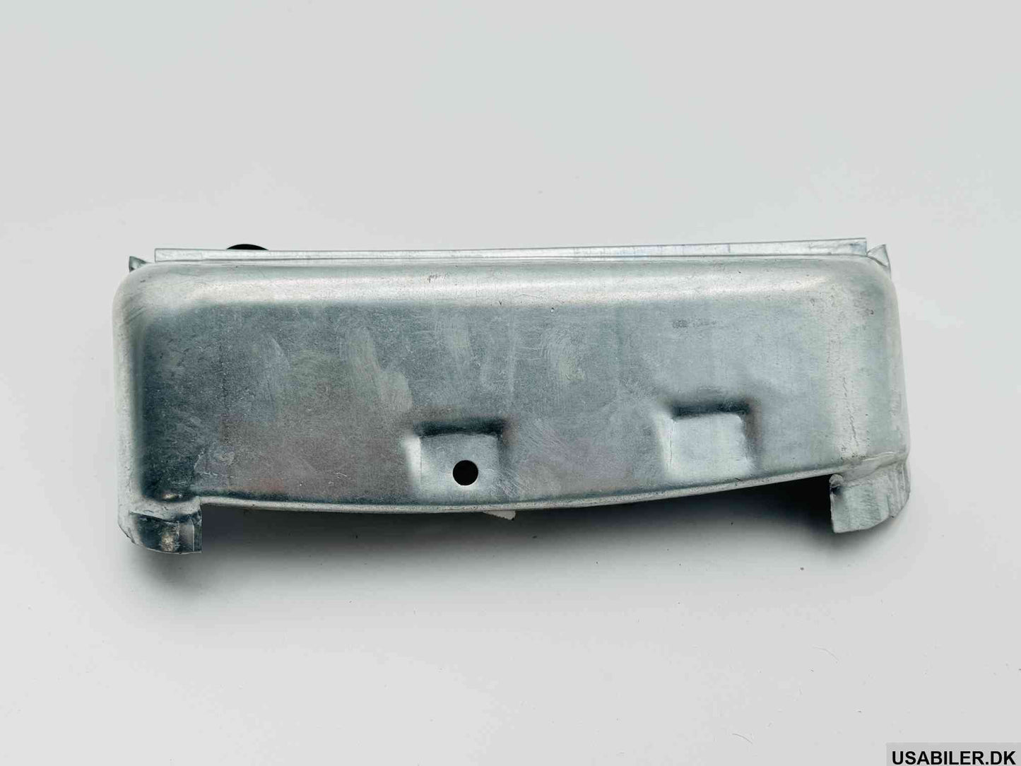 GM 15668898 Filler, Tail Lamp