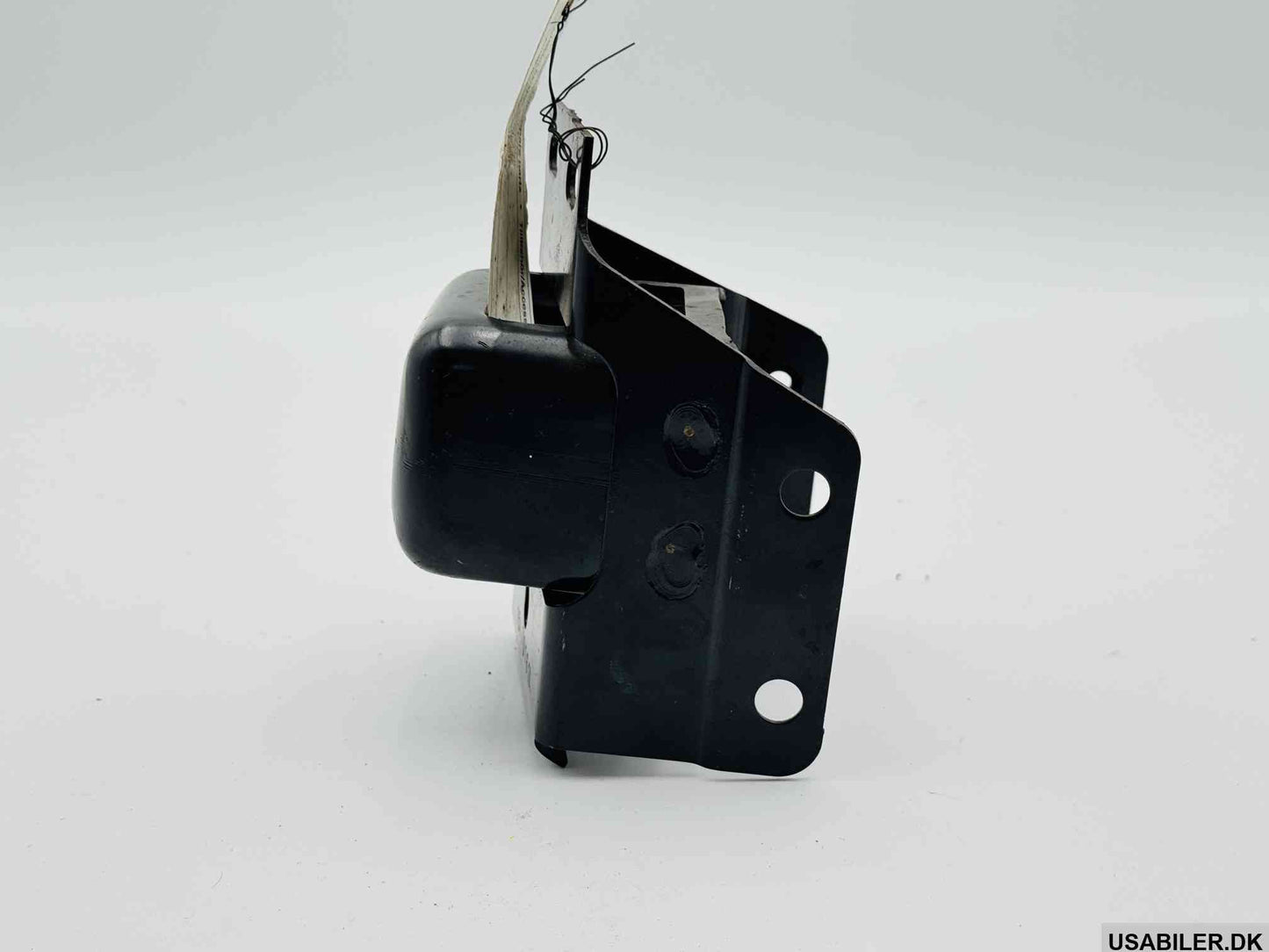 GM 15670161 Mount Bracket
