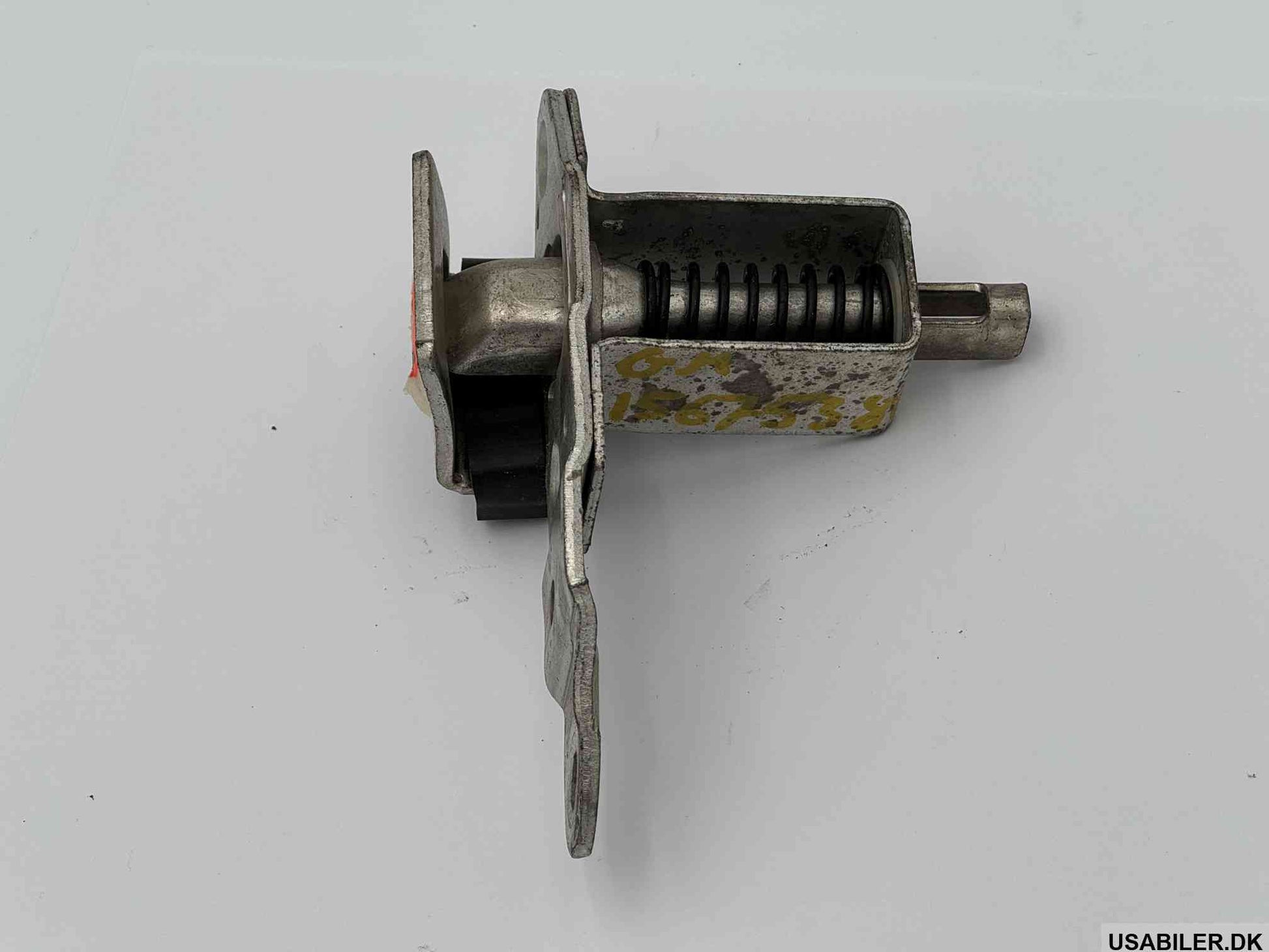 GM 15675386 Tailgate Latch RH 1988-2000 Chevrolet GMC Full-Size Pickup