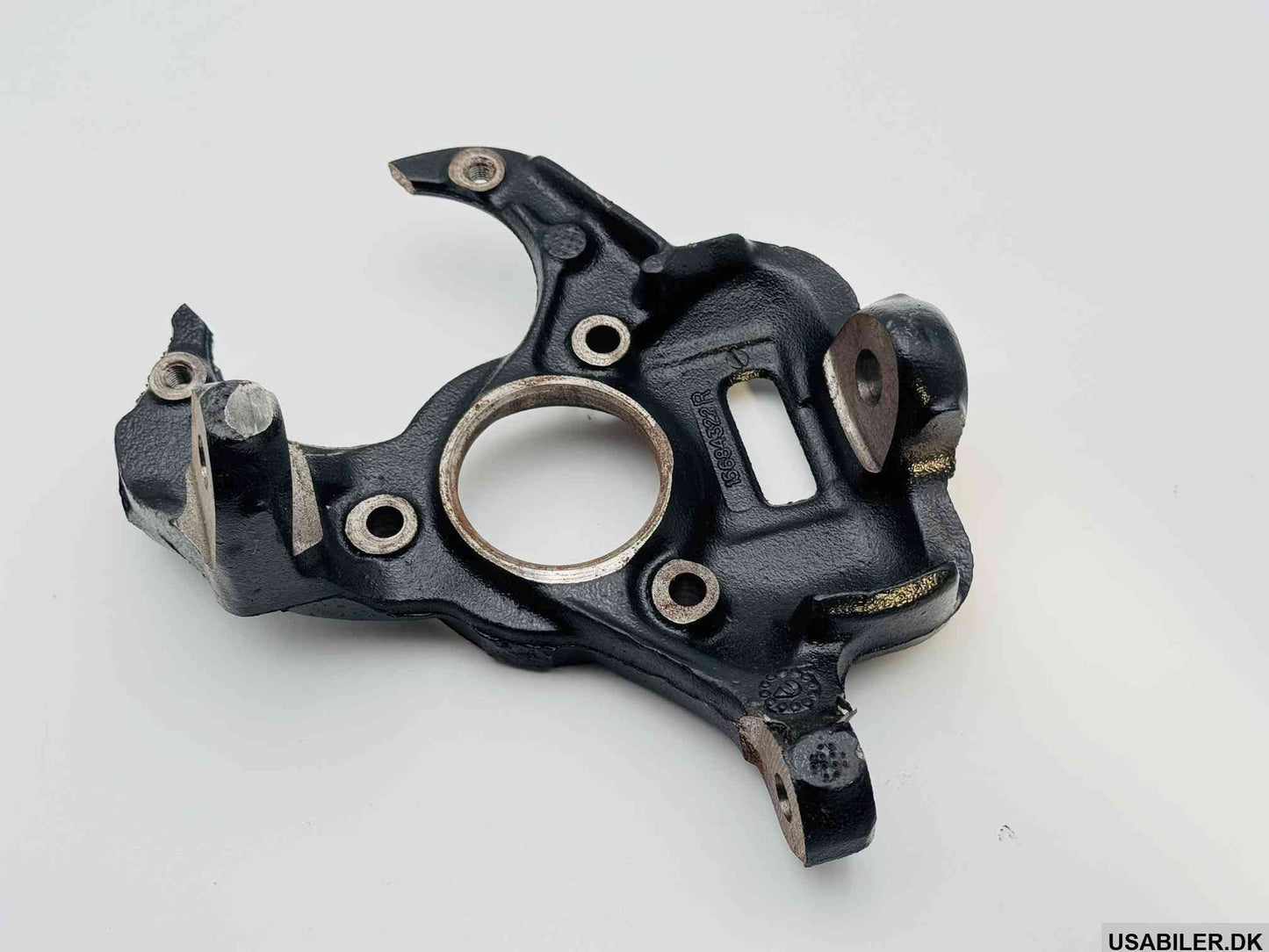 GM 15684320 Steering Knuckle