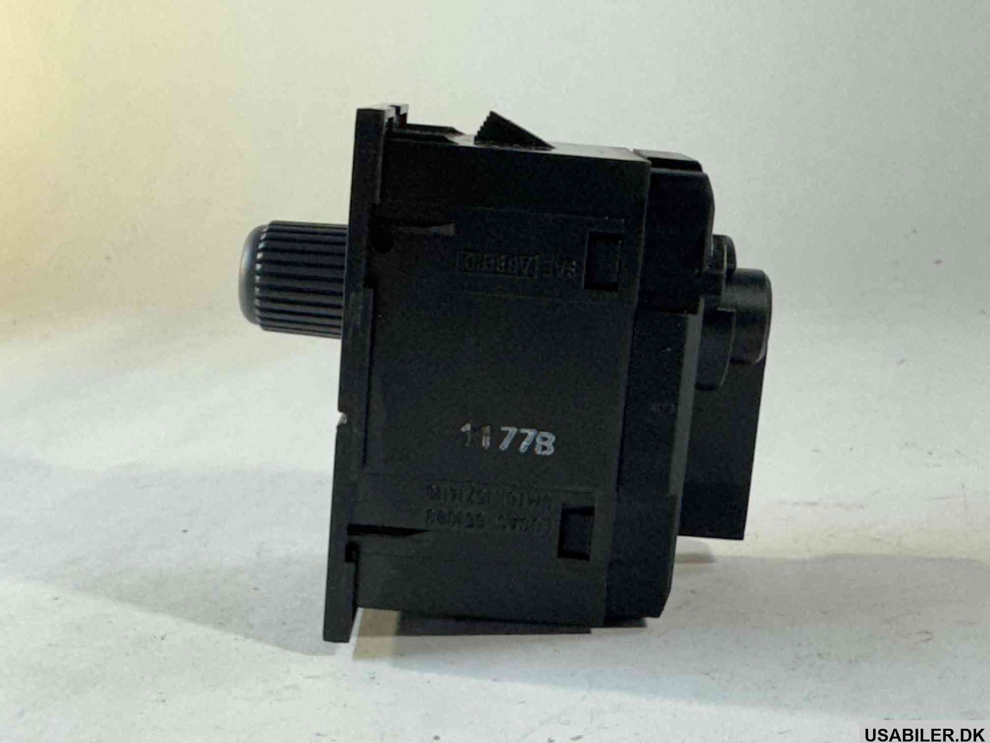 GM 15714119 Switch,Rear Window Wiper & Washer
