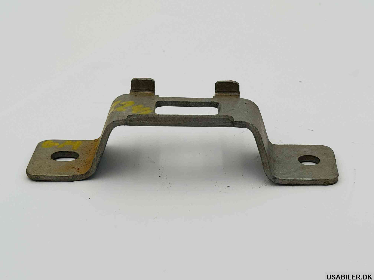 GM 15724161 Striker, Pick Up Box End Gate