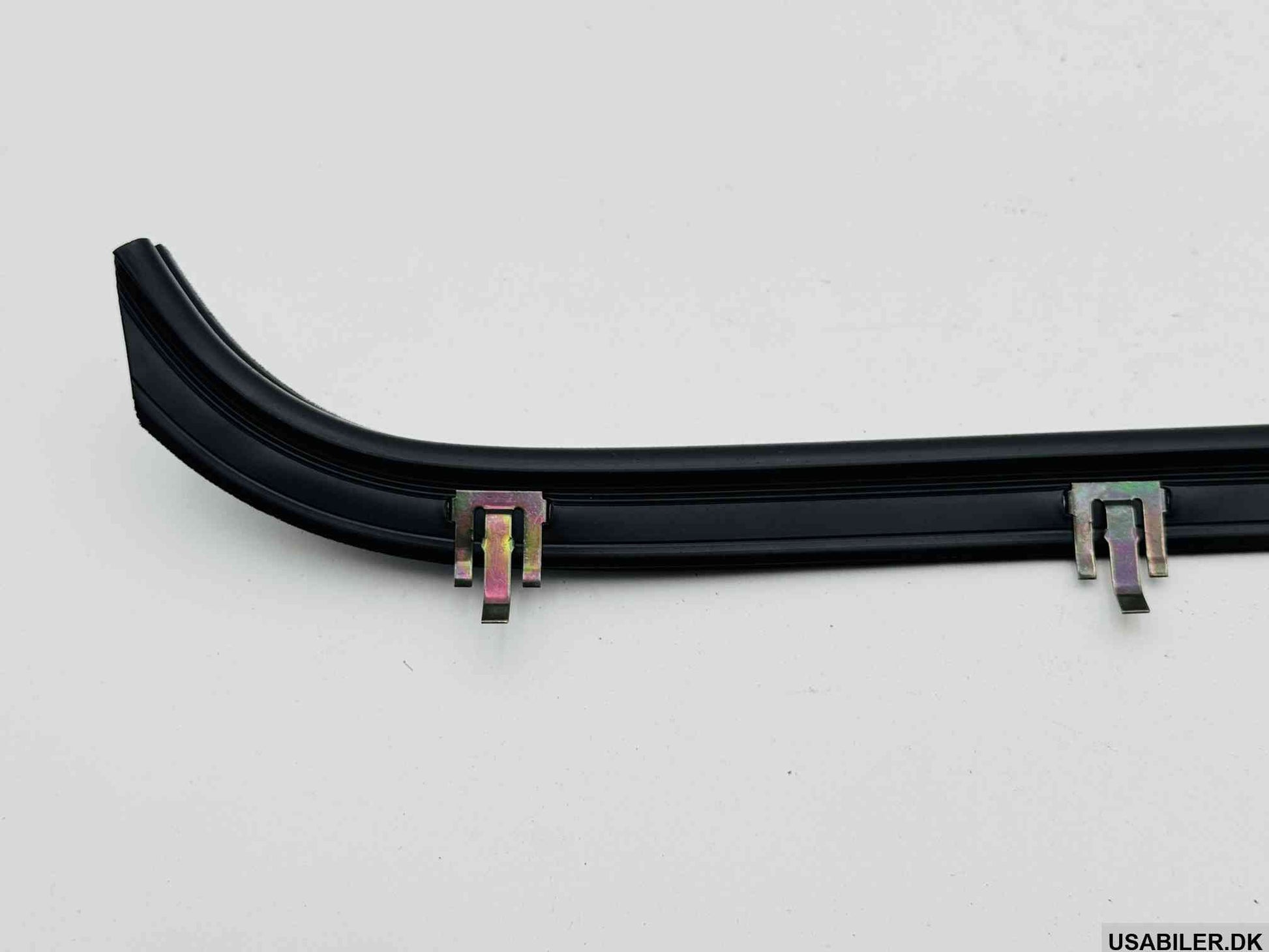 GM 15724981 Weatherstrip Assembly, Front Side Door Window