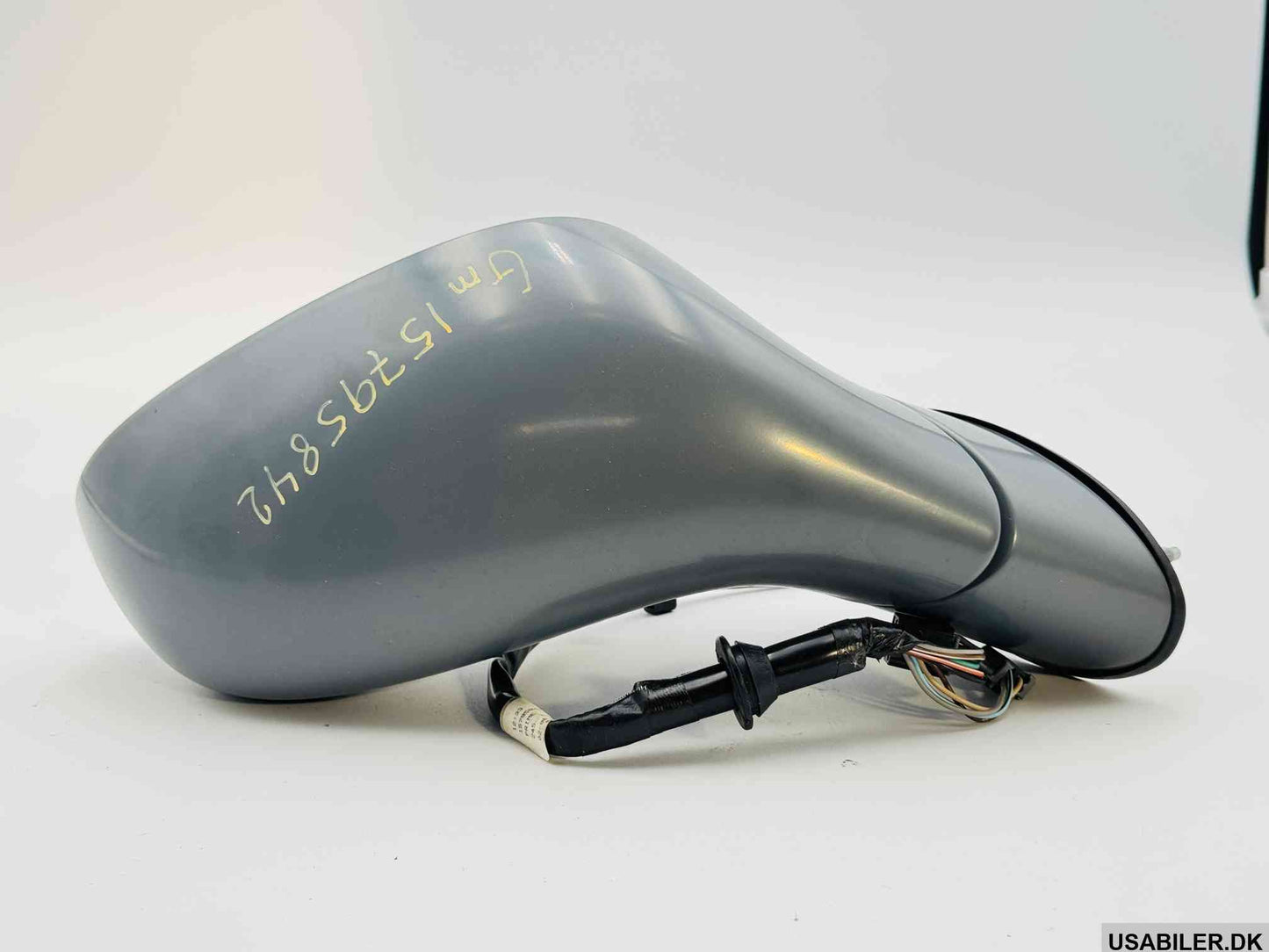 GM 15795842 Mirror, Outside Passenger Side