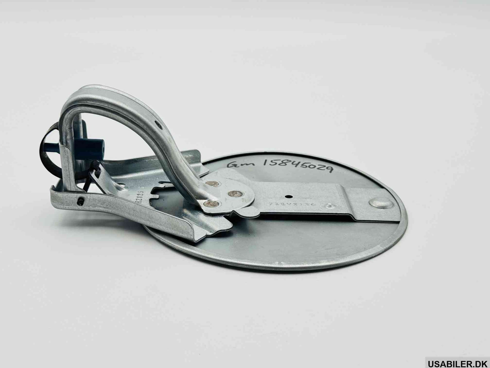 GM 15845029, Fuel Gas Tank Door Lid Cap