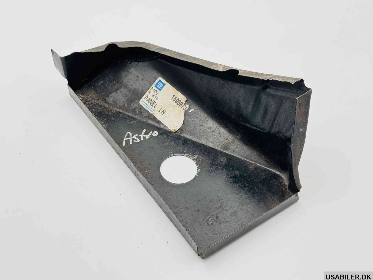 GM 15969701 Quarter Panel Extension