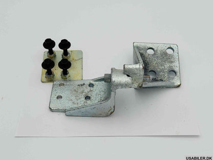 GM 15994457 Hinge Kit,Rear Door Lower, Lh