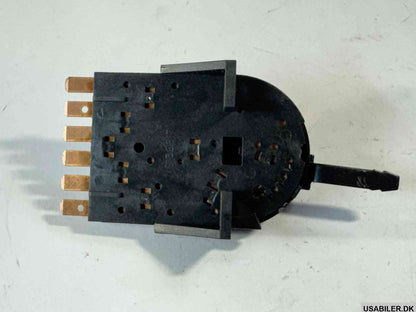 GM 16132816 Heater & Air Conditioner Control Blower Switch