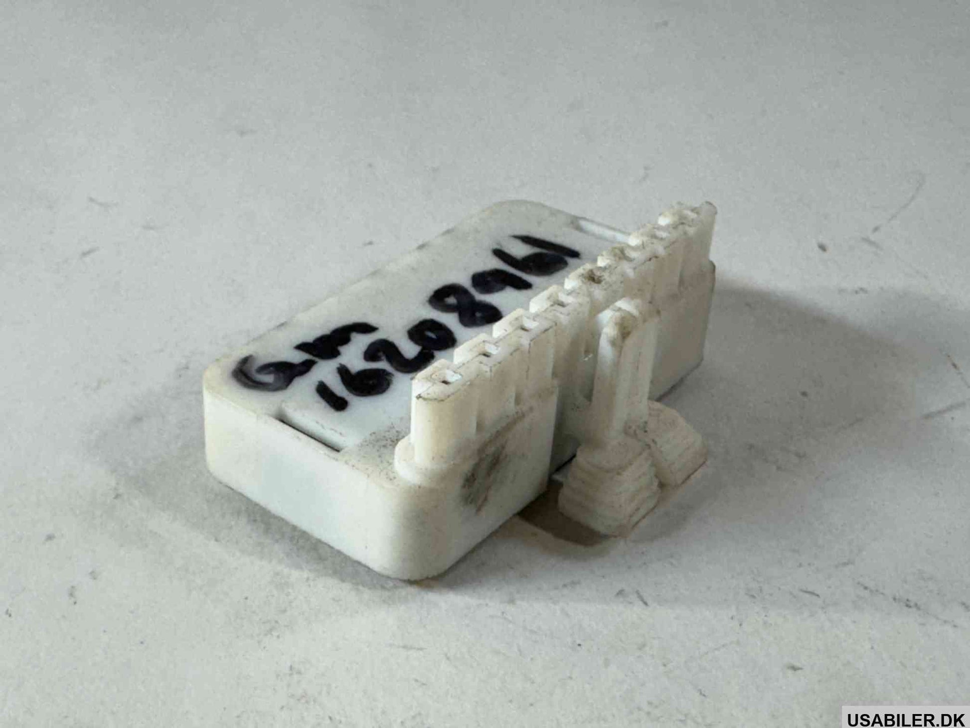 GM 16208961 Esc Module, Electronic Spark Control Module, Ignition Module, 