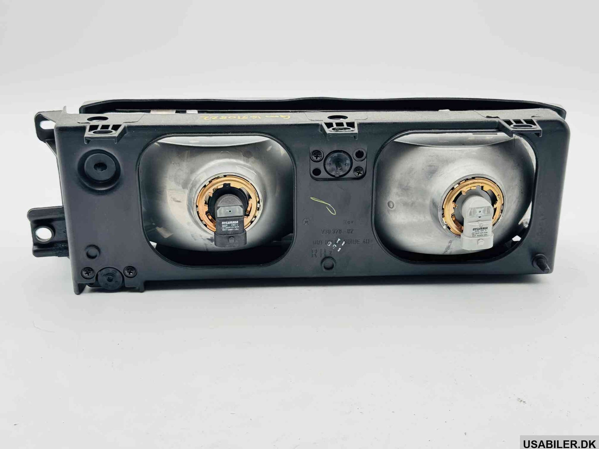 GM 16510822 Headlight Assembly Composite (Replaceable Bulb), Right