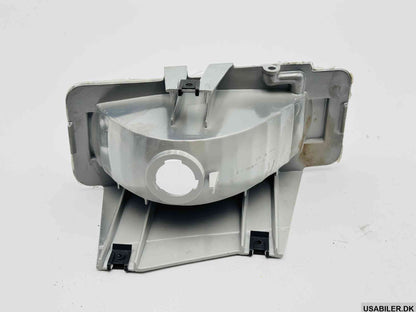GM 16516688 Right Passenger Park Turn Signal Corner Light