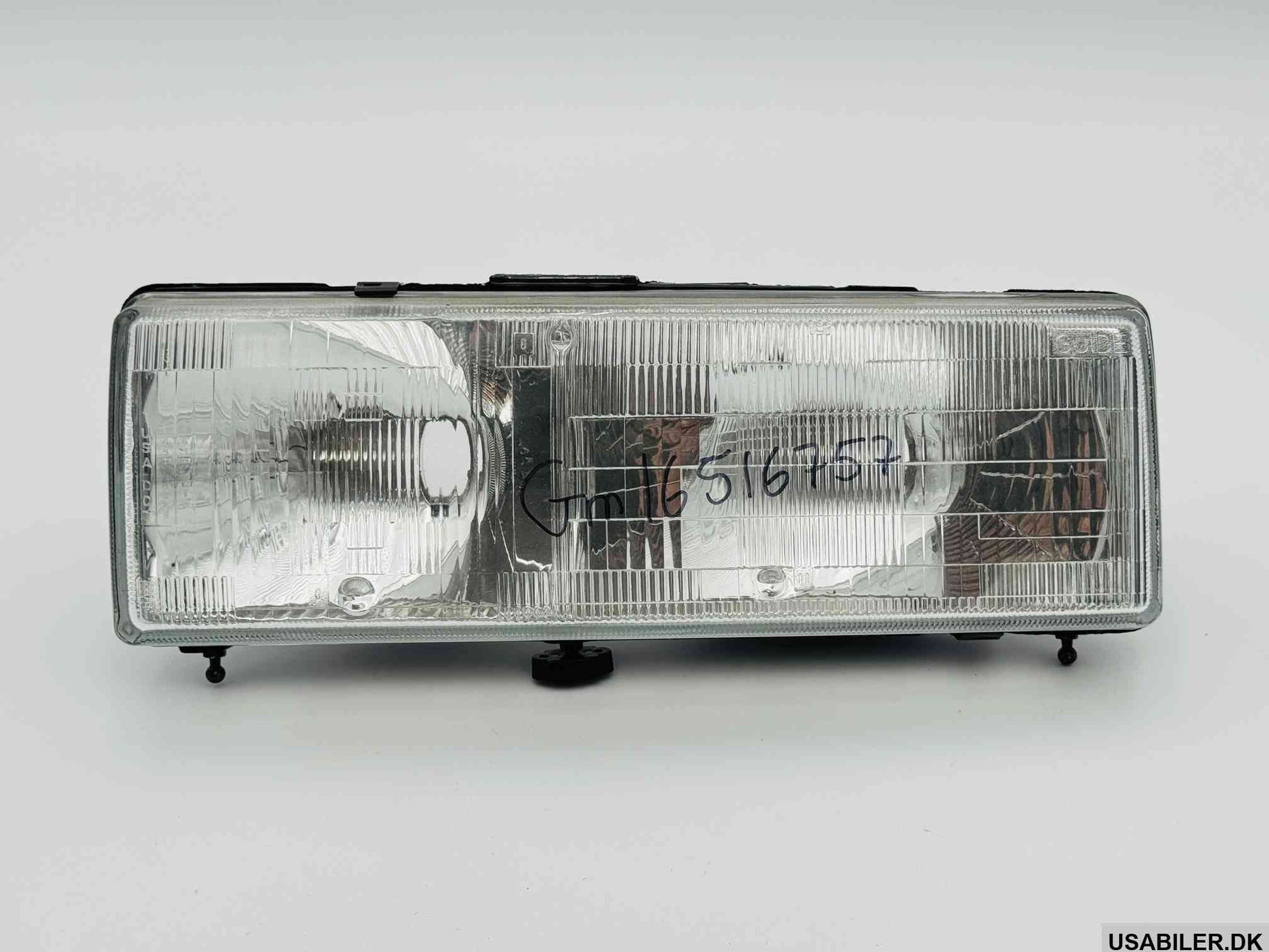 GM 16516757 Lens & Housing, Headlamp (Lh)