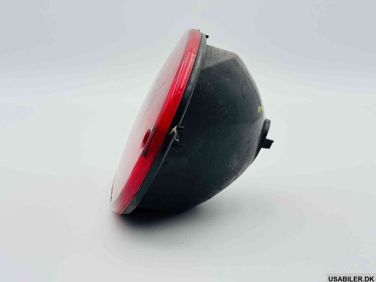 GM 16523630 Red Tail Lights, RH  (Used)