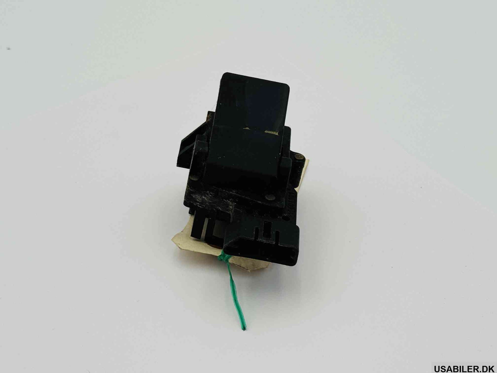 GM 16629927 Switch,Rear Compartment Lid Pulldown