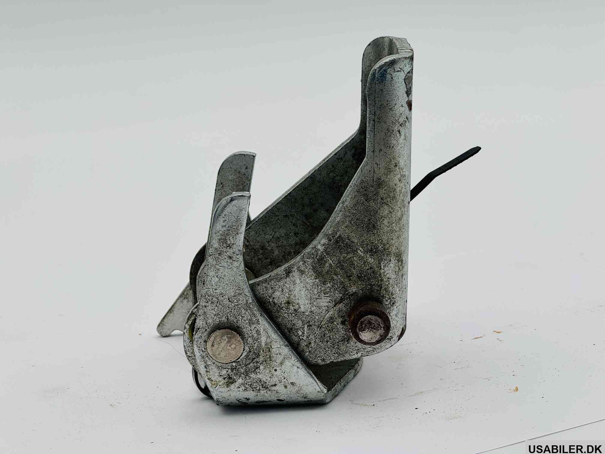 GM 16631042 Hinge Asm,Front Side Door Lower