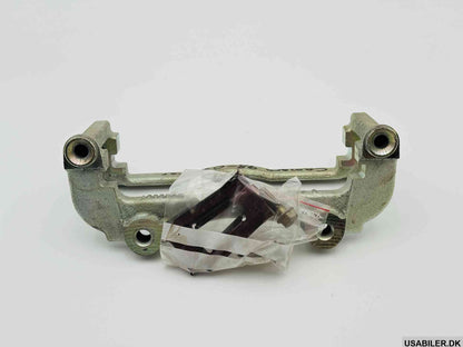 GM 18023851 Corvette Camaro Front Caliper Bracket LH/RH