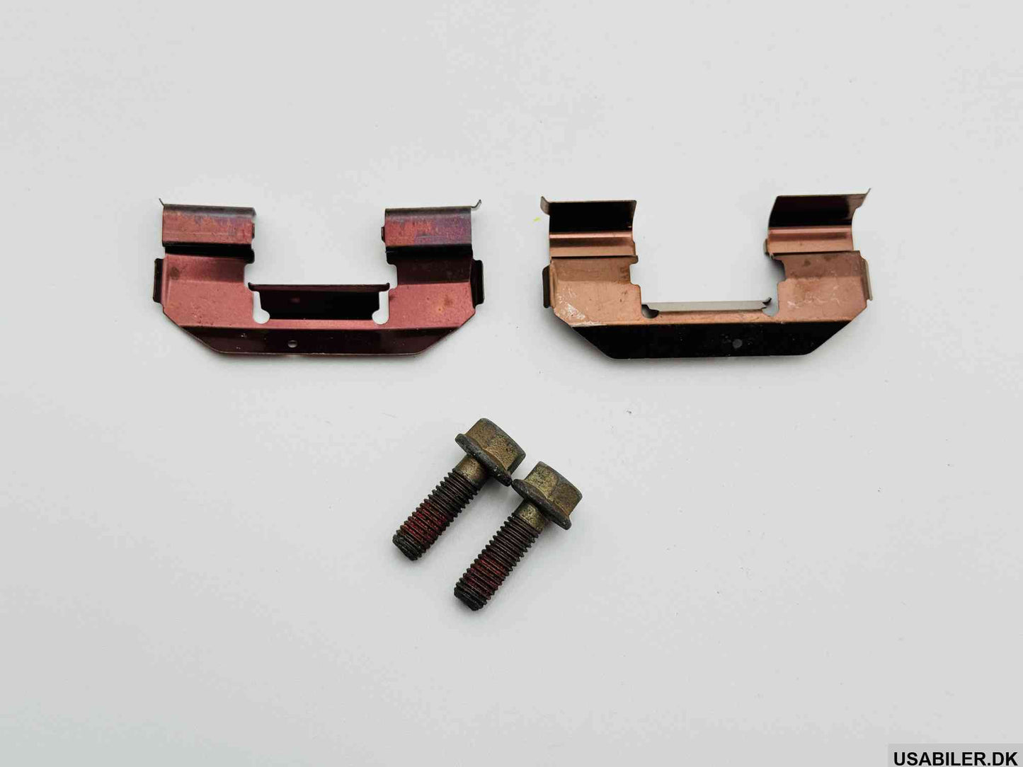 GM 18040108 Bracket,Front Brake Caliper