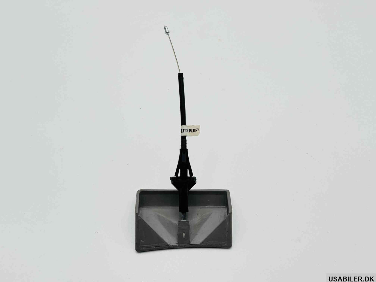 GM 19202992 Handle,Parking Brake Release