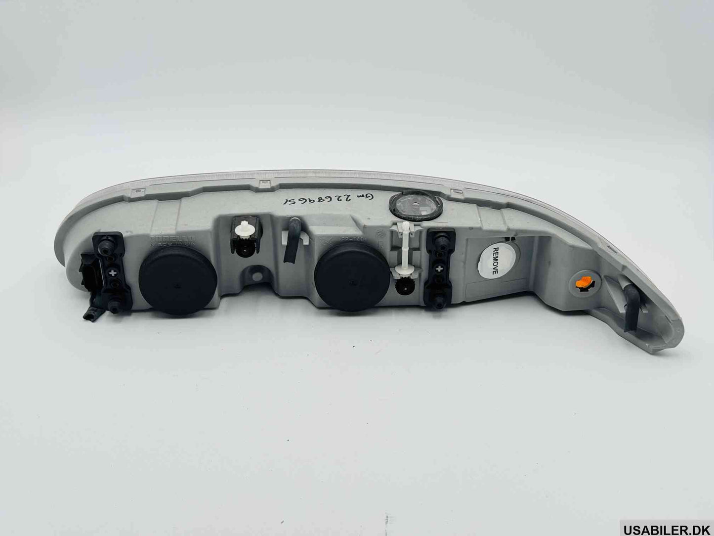 GM 20567300 Headlight 1999-2004 Oldsmobile Alero Right