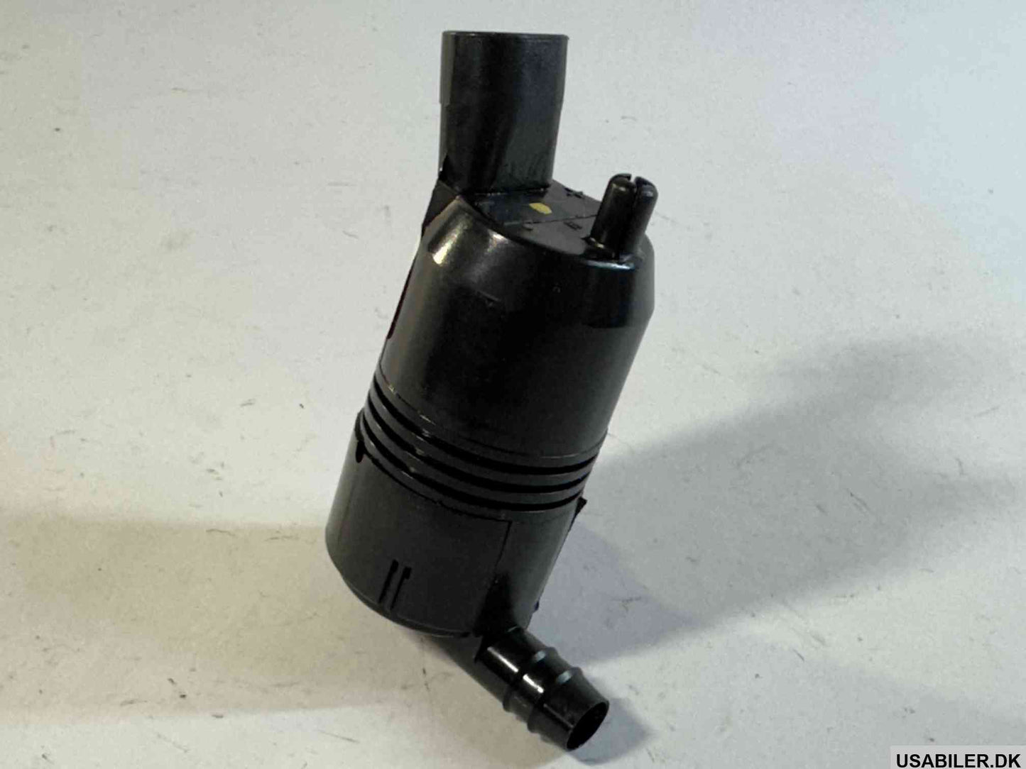 GM 22111432 Windshield Washer Pump