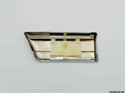 GM 25602890 Molding Assembly, Front Fender Center Rear