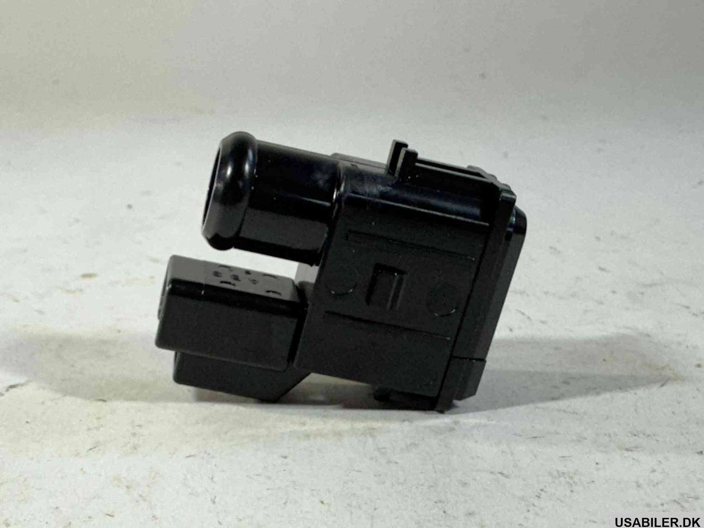 GM 25687484 Sensor,Inside Air Temperature
