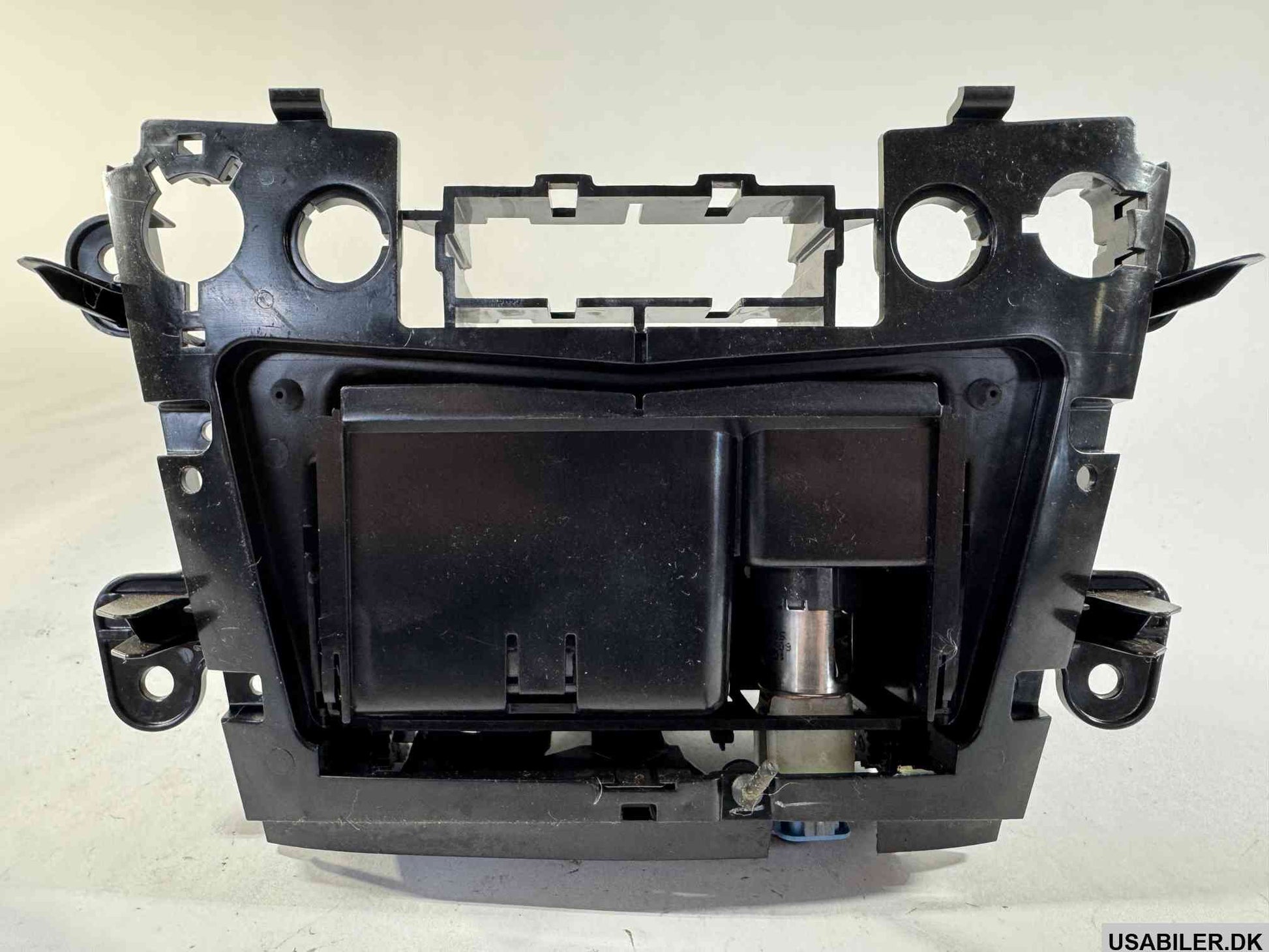 GM 25815004 Housing, Instrument Panel Ashtray
