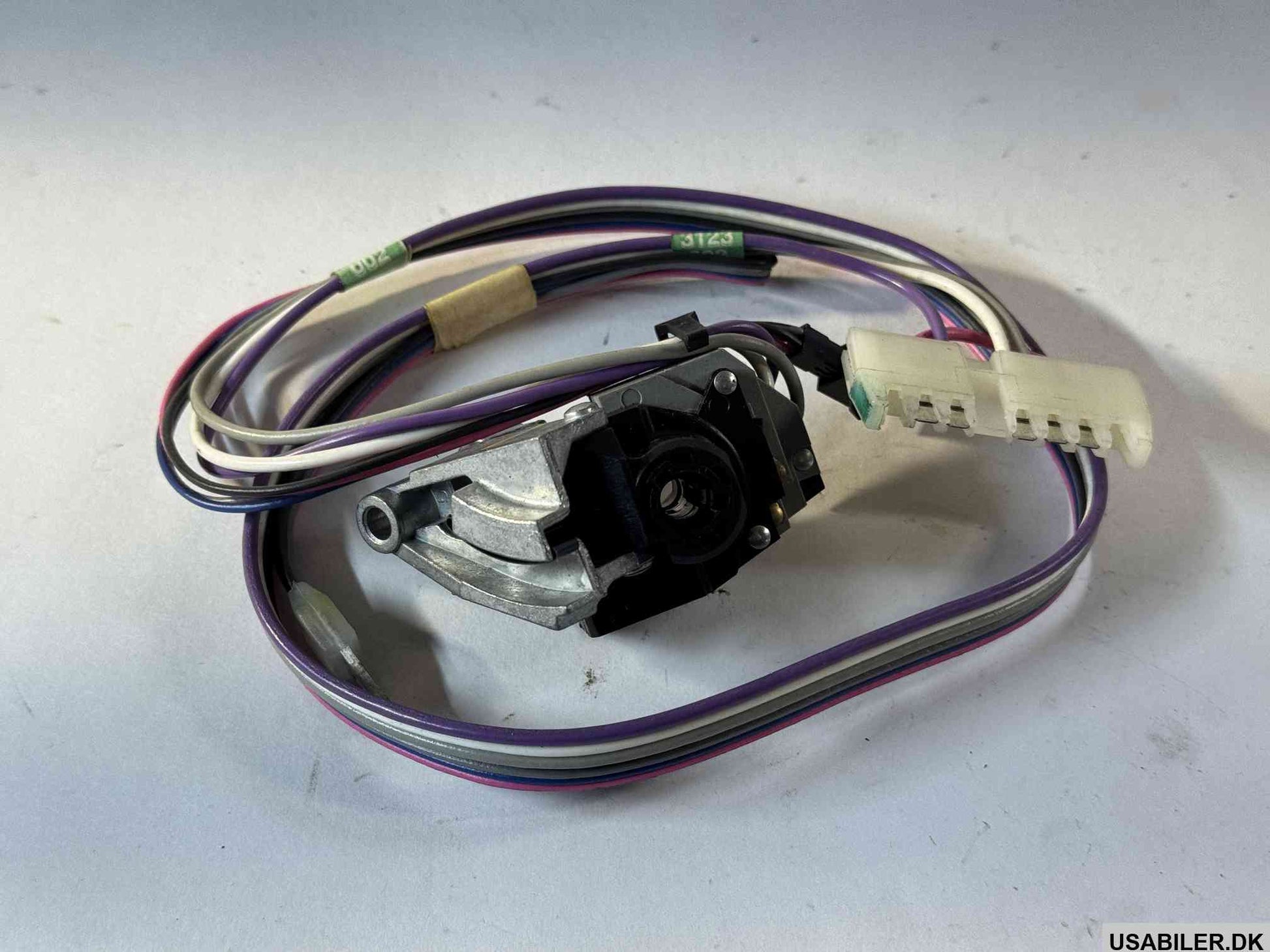 GM 26043119 Switch, Windshield Wiper & Windshield Washer
