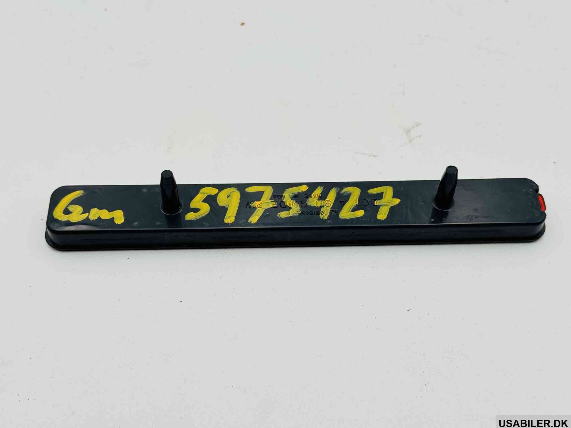 GM 5975427 Reflector, Rear