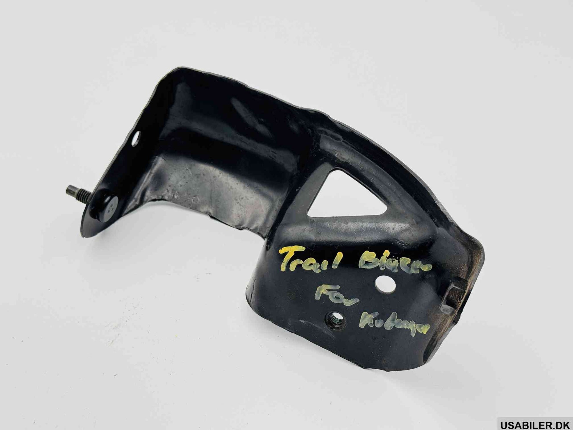 GM 88944246 Brace,Front Bumper Imp Bar, Right side