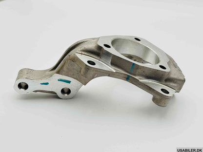 GM 88955418 Knuckle, Steering