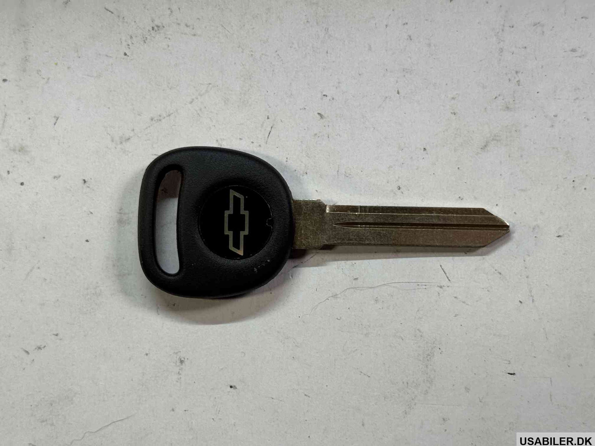 GM 88956706 Key,Ignition Lock