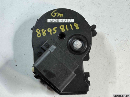 GM 88958118 Cover Kit,Windshield Wiper Motor