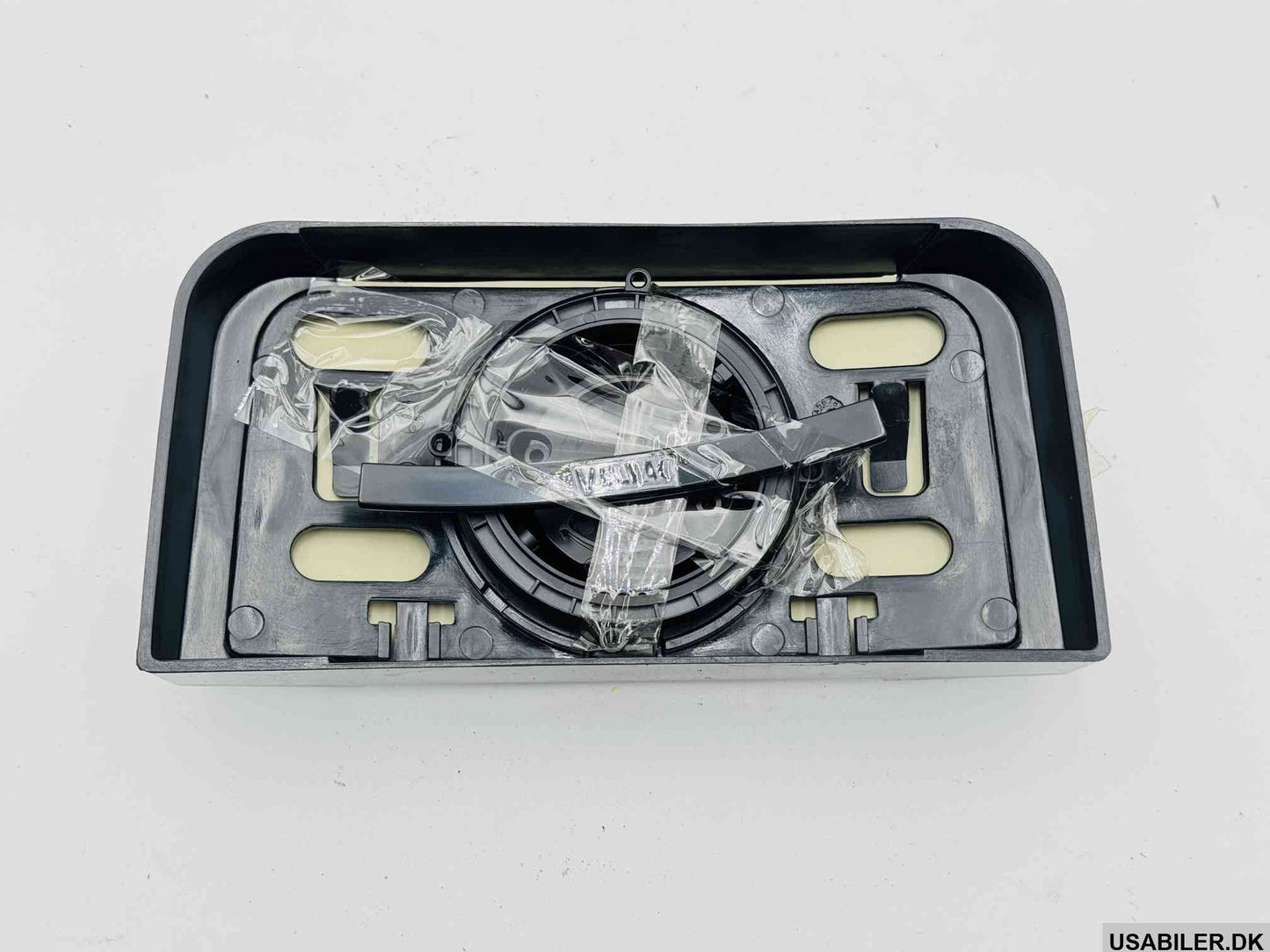 GM 88981051 Mirror, Outside Rear View