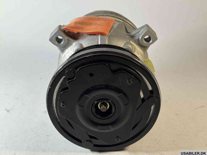 GM 89018864 Air Conditioner Compressor Assembly
