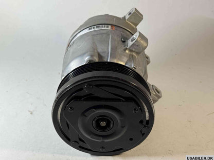 GM 89018887 Air Conditioner Compressor Assembly