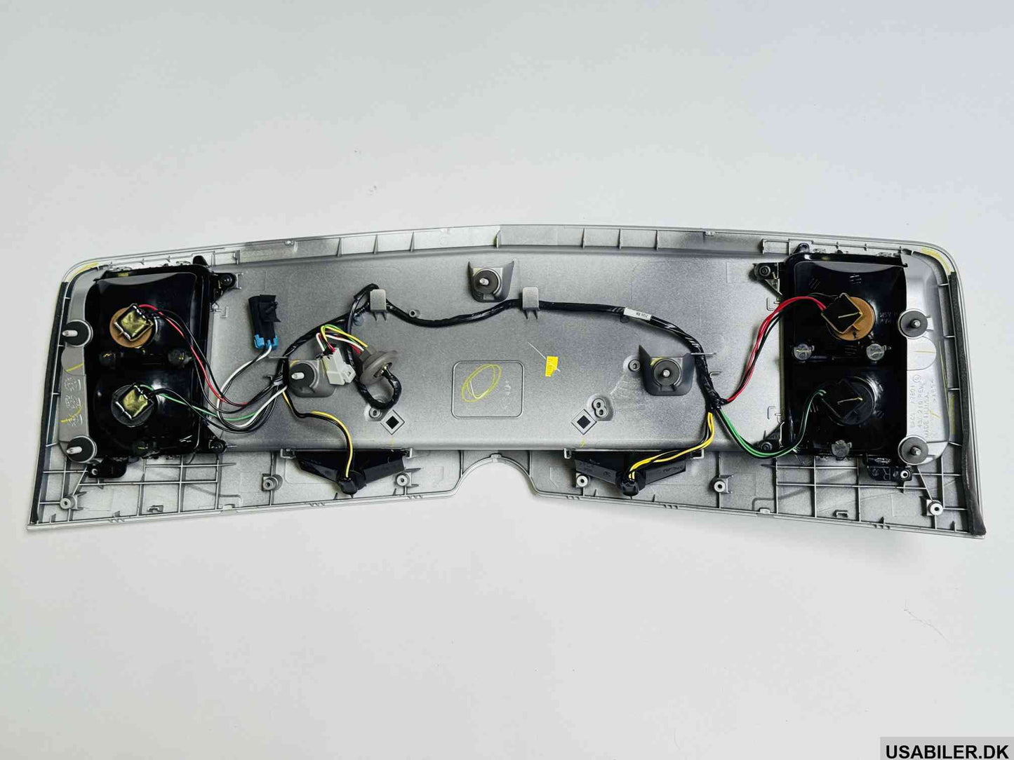 GM 89025085 Lamp Asm,Back Up & High Mount Stop 