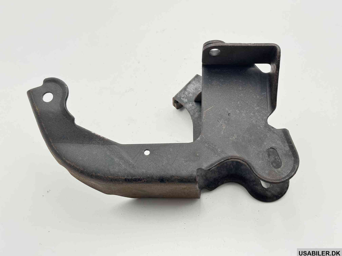 MOPAR 4612946 Front Engine Mount