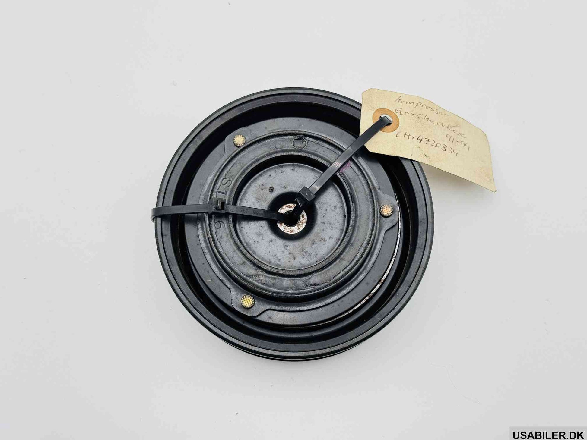 MOPAR 4720834 Pulley Hub Kit A/C Compressor