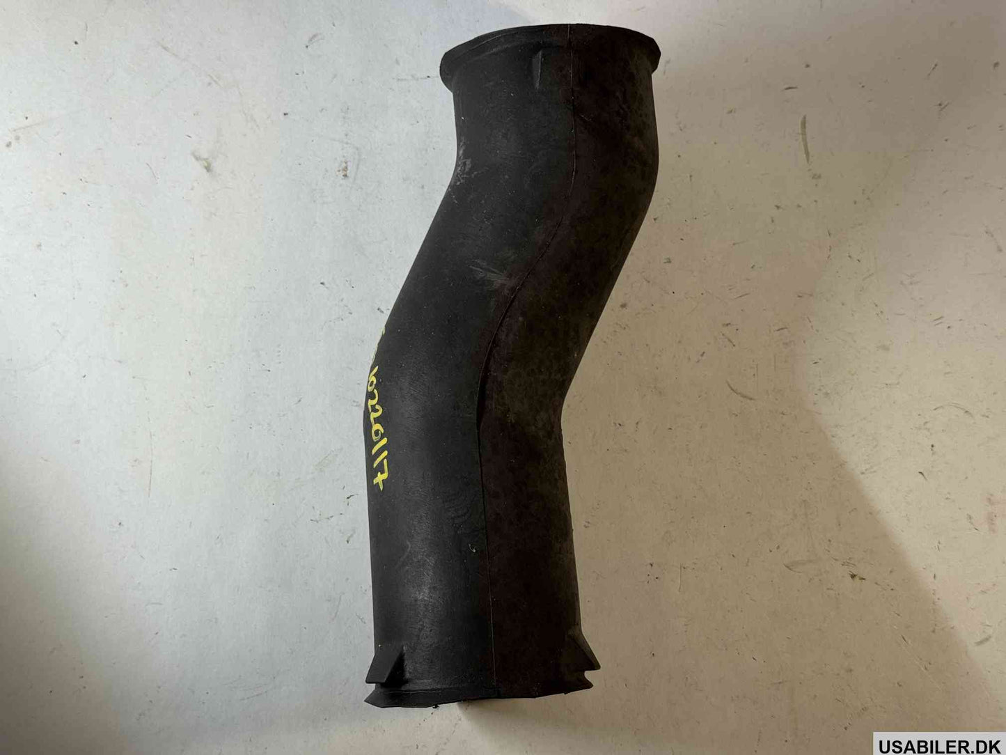 GM 10220117 DUCT, Windshield Defroster