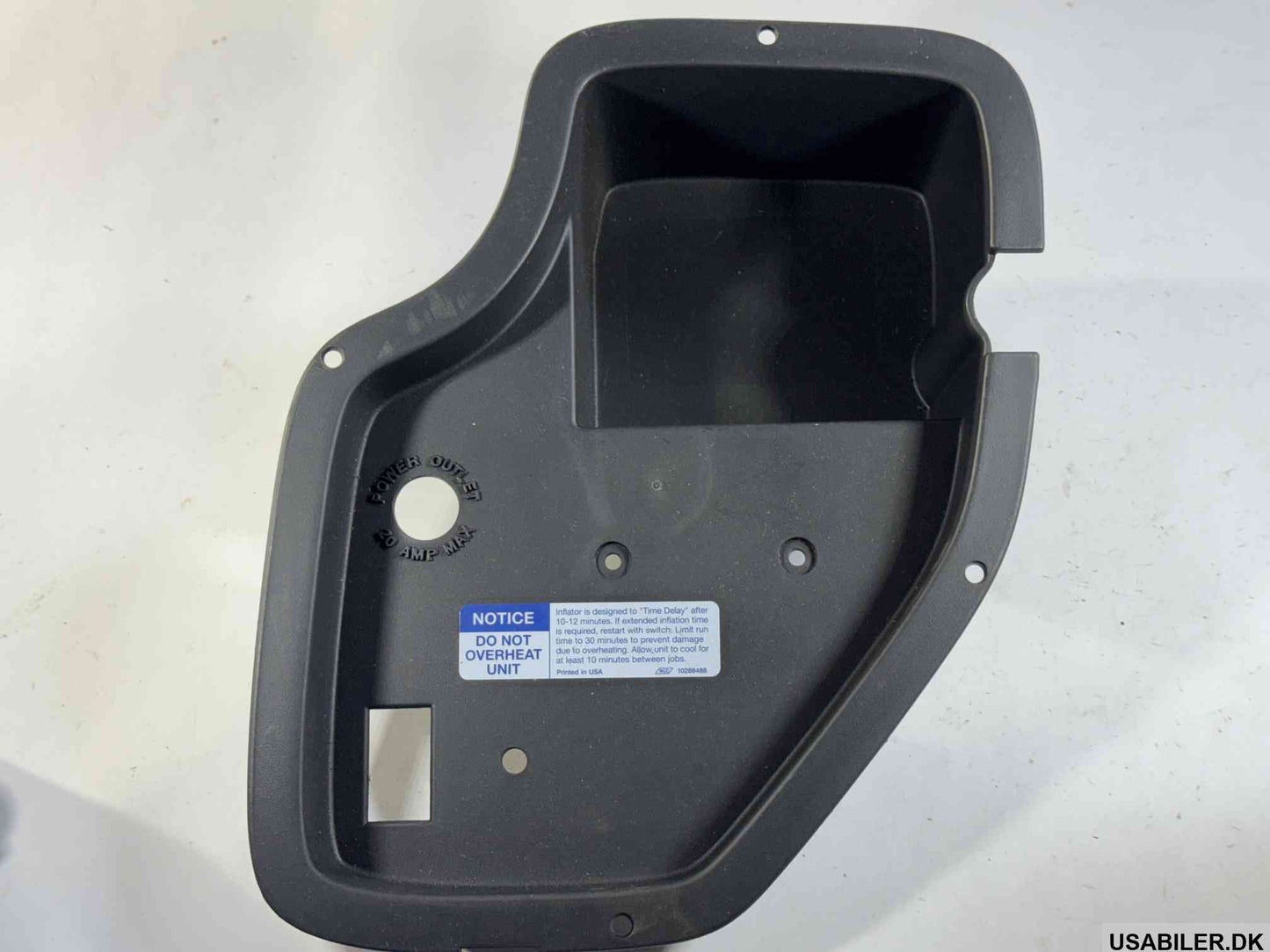 GM 10273338 Cover,Accessory Power Receptacle & Inflator Air Valve Opening