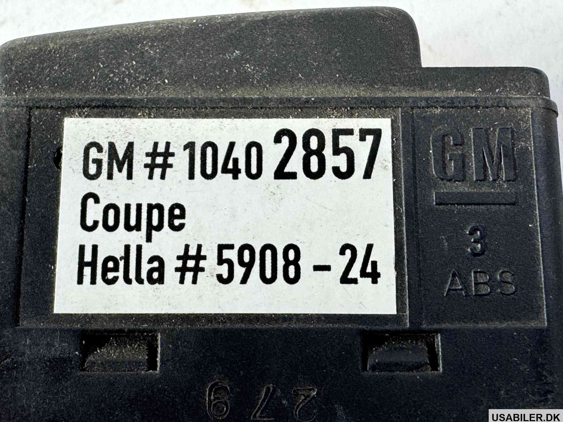 GM 10402857 Switch Assembly, Headlamp Leveling Actuator *Black
